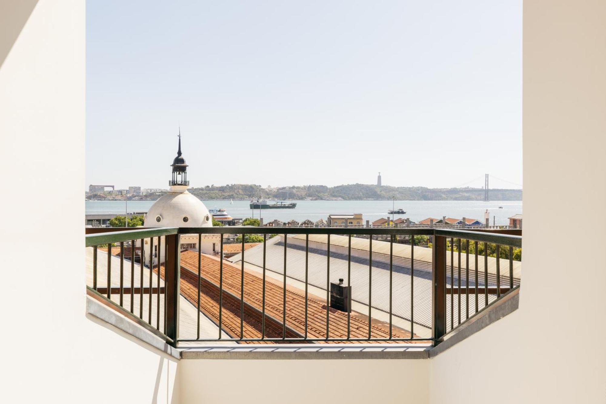 Dare Lisbon River Lisboa Exterior foto